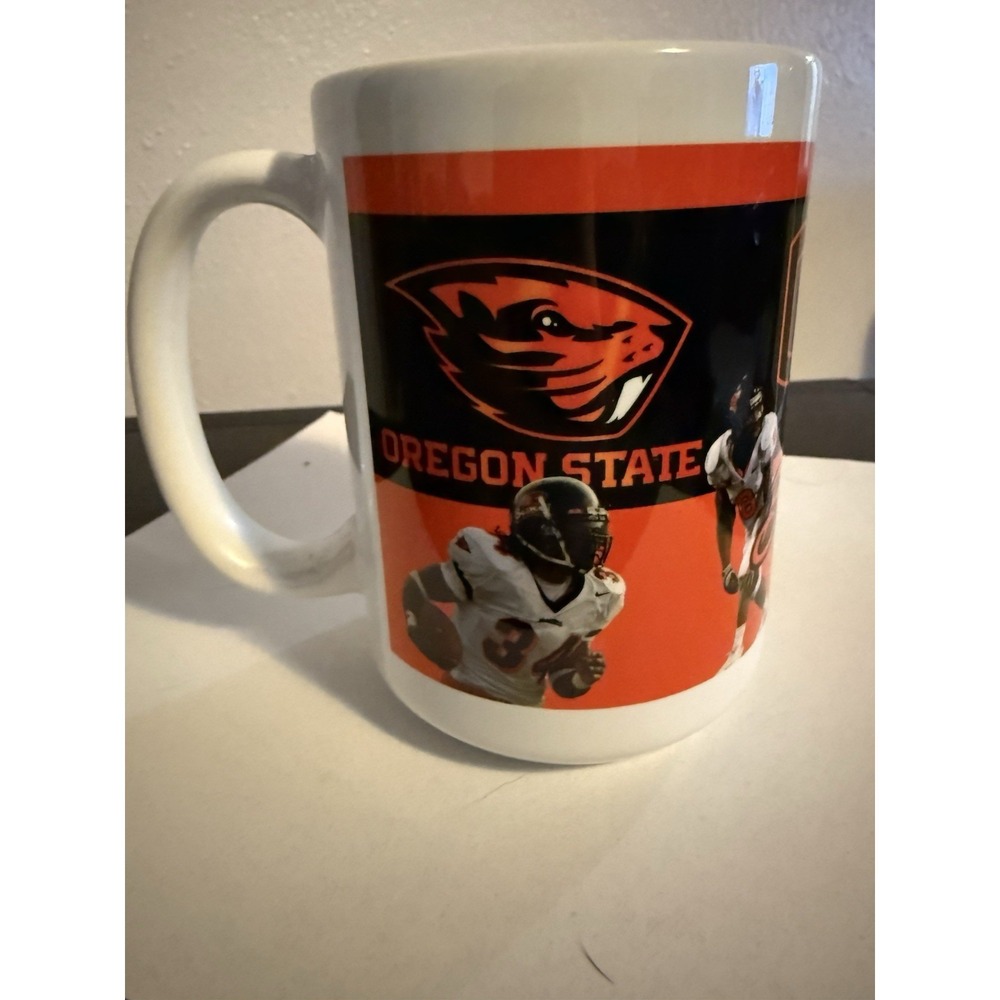 Oregon State Beavers Coffee Mug. Logo Football 15oz Cup. Unused New.